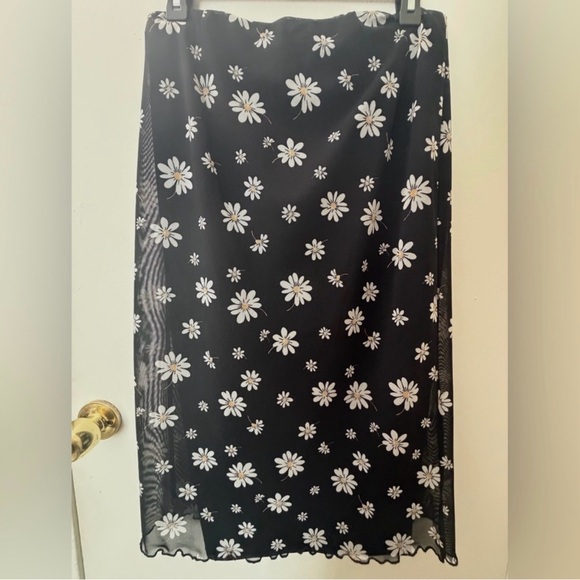 Forever 21 Black Floral Midi Skirt - Picture 2 of 6